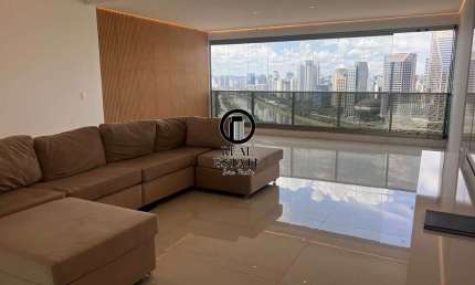 Apartamento para Venda - 252m², 3 dormitórios, sendo 3 suites, 4 vagas - Real Parque