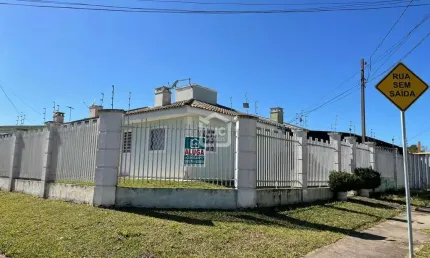 Casa com 2 quartos para alugar na Rua Paulo Alves Pinto, 2091, Centro, Araucária