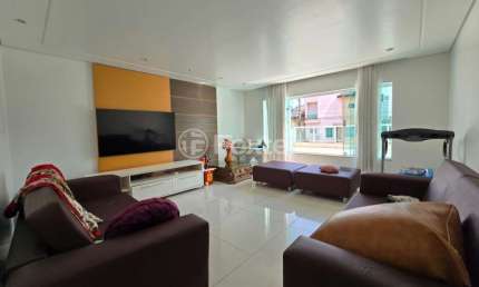 Casa com 5 quartos à venda na Rua Rocha Pombo, 385, Jardim Stella, Santo André, 336 m2 por R$ 2.000.000