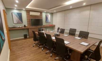 Casa comercial com 6 salas à venda na Praça Coronel Fernandes de Lima, 24, Indianópolis, São Paulo, 477 m2 por R$ 4.980.000