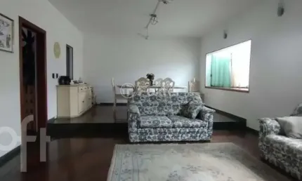 Casa com 4 quartos à venda na Rua Clélia, 423, Vila Pires, Santo André, 378 m2 por R$ 1.320.000