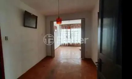 Casa com 3 quartos à venda na Rua Tiago Ferreira, 158, Vila Pedroso, São Paulo, 290 m2 por R$ 485.000