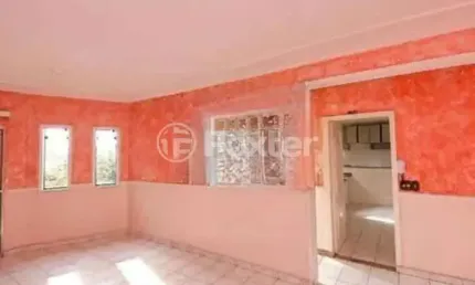 Casa com 3 quartos à venda na Rua dos Espigueiros, 31, Vila Portuguesa, São Paulo, 332 m2 por R$ 950.000