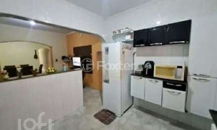 Casa com 3 quartos à venda na Rua Eugênia de Guerin, 41, Jardim Sapopemba, São Paulo, 108 m2 por R$ 470.000