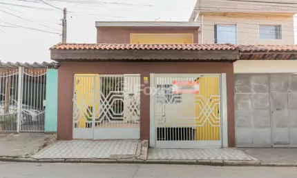 Casa com 3 quartos à venda na rua oleiros, 16, vila carmosina, são paulo, 210 m2 por r$ 800.000