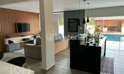 Casa em condomínio fechado com 3 quartos à venda na Rua David Nicolai, 6300, Jardim das Palmeiras (Zona Sul), São Paulo, 250 m2 por R$ 800.000