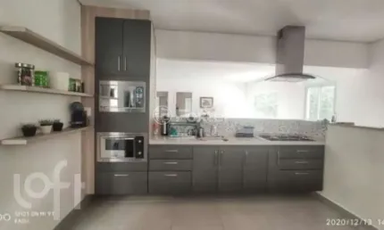 Casa em condomínio fechado com 4 quartos à venda na Rua dos Cedros, 16, Jardim Barbacena, Cotia, 280 m2 por R$ 830.000