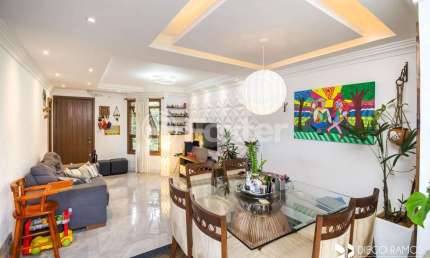 Casa em condomínio fechado com 3 quartos à venda na Rua Dona Zulmira, 353, Cavalhada, Porto Alegre, 139 m2 por R$ 520.000