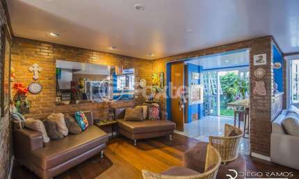 Casa em condomínio fechado com 3 quartos à venda na Rua Germano Gundlach, 127, Chácara das Pedras, Porto Alegre, 201 m2 por R$ 1.790.000