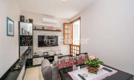 Apartamento com 2 quartos à venda na Rua Luzitana, 254, São João, Porto Alegre, 64 m2 por R$ 290.000