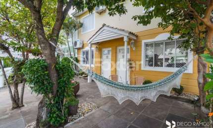 Casa em condomínio fechado com 4 quartos à venda na Rua Engenheiro Frederico Dahne, 255, Jardim Lindóia, Porto Alegre, 150 m2 por R$ 836.000