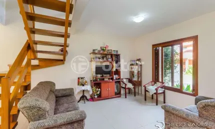 Casa em condomínio fechado com 3 quartos à venda na Rua Ponciano Pacheco da Silveira, 172, Guarujá, Porto Alegre, 160 m2 por R$ 510.000