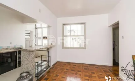 Apartamento com 2 quartos à venda na Avenida Mariland, 916, Auxiliadora, Porto Alegre, 61 m2 por R$ 382.000