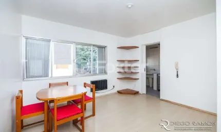 Apartamento com 1 quarto à venda na rua general couto de magalhães, 2046, higienópolis, porto alegre, 36 m2 por r$ 210.000