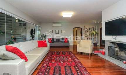 Casa com 4 quartos à venda na Rua Professor Xavier Simões, 467, Sétimo Céu, Porto Alegre, 645 m2 por R$ 2.300.000
