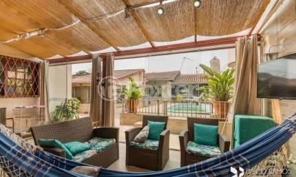 Casa com 2 quartos à venda na Rua Ascendino Alves da Silva, 394, Novo Esteio, Esteio, 239 m2 por R$ 700.000