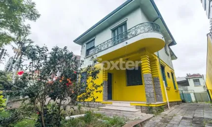 Casa comercial com 3 salas à venda na Rua Eça de Queiroz, 549, Petrópolis, Porto Alegre, 190 m2 por R$ 950.000