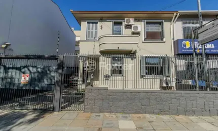 Casa comercial com 5 salas à venda na Rua Arabutan, 179, Navegantes, Porto Alegre, 140 m2 por R$ 650.000