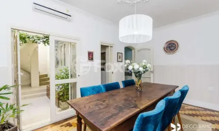 Casa com 3 quartos à venda na Rua General João Manoel, 452, Centro Histórico, Porto Alegre, 140 m2 por R$ 778.000