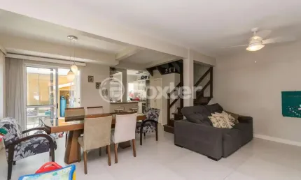 Casa em condomínio fechado com 3 quartos à venda na Rua Adão Gregory, 70, Mário Quintana, Porto Alegre, 178 m2 por R$ 470.000