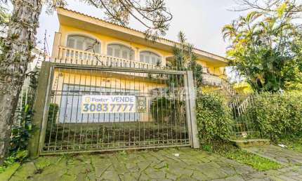 Casa com 5 quartos à venda na Rua Monte Alverne, 154, Chácara das Pedras, Porto Alegre, 600 m2 por R$ 1.178.000