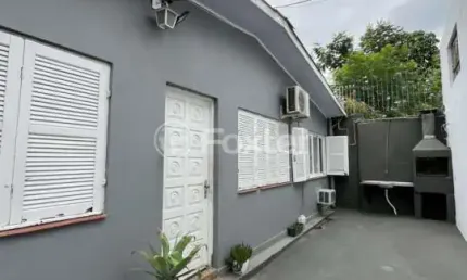 Casa comercial com 1 sala à venda na Beco Joaquim Silveira, 520, São Sebastião, Porto Alegre, 130 m2 por R$ 500.000