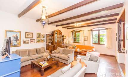 Casa com 3 quartos à venda na Rua Ney Messias, 50, Jardim do Salso, Porto Alegre, 230 m2 por R$ 880.000