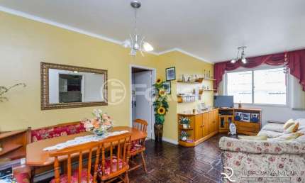 Apartamento com 3 quartos à venda na Rua Luiz de Camões, 151, Santo Antônio, Porto Alegre, 75 m2 por R$ 350.000