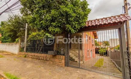 Casa com 4 quartos à venda na Rua Antônio Josephino Perrone, 243, Espírito Santo, Porto Alegre, 231 m2 por R$ 442.225
