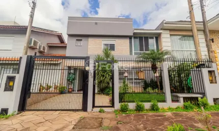 Casa em condomínio fechado com 3 quartos à venda na Rua Ronaldo Molina de Quadros, 320, Mário Quintana, Porto Alegre, 200 m2 por R$ 1.000.000