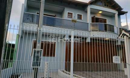 Casa com 3 quartos à venda na Rua Oscar Ferreira, 250, Rubem Berta, Porto Alegre, 310 m2 por R$ 680.000