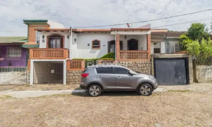 Casa com 3 quartos à venda na rua oito, 457, jardim carvalho, porto alegre, 200 m2 por r$ 460.750