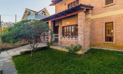 Casa com 4 quartos à venda na Avenida Tramandaí, 1152, Ipanema, Porto Alegre, 268 m2 por R$ 750.500