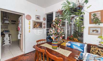 Casa comercial com 2 salas à venda na Alameda Eduardo Guimarães, 109, Três Figueiras, Porto Alegre, 482 m2 por R$ 3.600.000