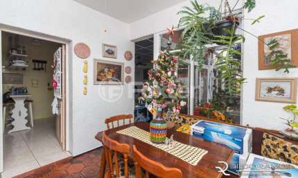Casa comercial com 2 salas à venda na Alameda Eduardo Guimarães, 109, Três Figueiras, Porto Alegre, 482 m2 por R$ 3.600.000