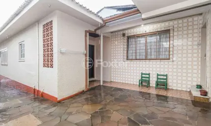 Casa com 2 quartos à venda na Avenida Benno Mentz, 1707, Vila Ipiranga, Porto Alegre, 128 m2 por R$ 534.000