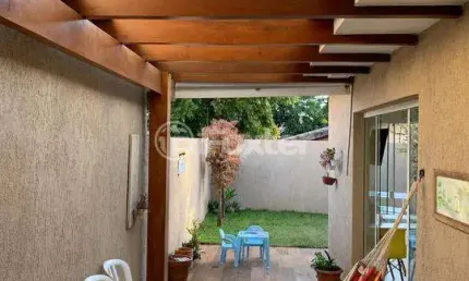 Casa em condomínio fechado com 3 quartos à venda na rua padre joão batista reus, 2748, vila conceição, porto alegre, 174 m2 por r$ 640.000