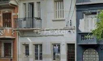 Casa com 5 quartos à venda na Rua Pelotas, 360/364, Floresta, Porto Alegre, 250 m2 por R$ 950.000