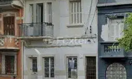 Casa com 5 quartos à venda na Rua Pelotas, 360/364, Floresta, Porto Alegre, 250 m2 por R$ 950.000
