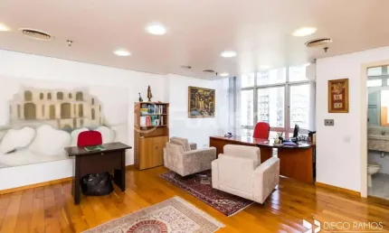 Sala comercial com 1 sala à venda na Rua Vinte e Quatro de Outubro, 111, Moinhos de Vento, Porto Alegre, 32 m2 por R$ 340.000