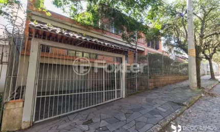 Casa com 4 quartos à venda na rua fonseca guimarães, 34, medianeira, porto alegre, 347 m2 por r$ 1.350.000
