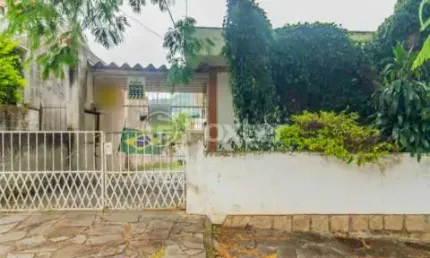Casa com 4 quartos à venda na Rua Octávio de Souza, 556, Teresópolis, Porto Alegre, 216 m2 por R$ 600.000