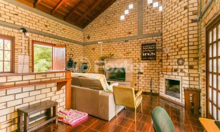 Casa com 5 quartos à venda na Rua Ursa Maior, 714, Cristal, Porto Alegre, 280 m2 por R$ 997.000