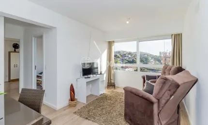 Apartamento com 2 quartos à venda na Rua Capitão Pedro Werlang, 1066, Partenon, Porto Alegre, 53 m2 por R$ 385.000