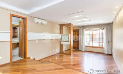 Casa em condomínio fechado com 3 quartos à venda na rua curupaiti, 43, cristal, porto alegre, 202 m2 por r$ 800.000
