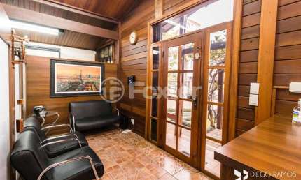 Casa comercial com 4 salas à venda na Rua Guilherme Klippel, 127, Passo da Areia, Porto Alegre, 116 m2 por R$ 875.000