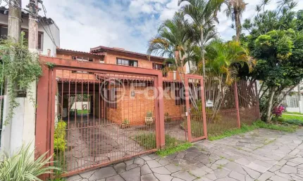 Casa com 3 quartos à venda na Rua Adão Pinheiro da Silva, 235, Ipanema, Porto Alegre, 184 m2 por R$ 750.000