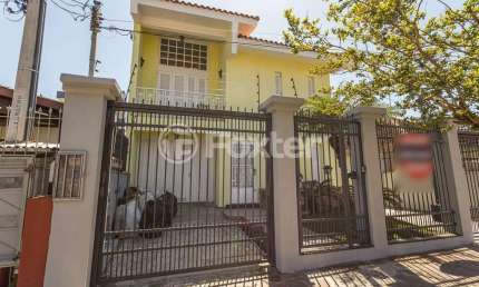Casa com 3 quartos à venda na Rua Leopoldo Bettiol, 420, Jardim Itu Sabará, Porto Alegre, 232 m2 por R$ 855.000