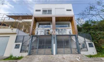 Casa com 3 quartos à venda na Rua Professor Luiz Antônio Lopes, 360, Morro Santana, Porto Alegre, 172 m2 por R$ 850.000