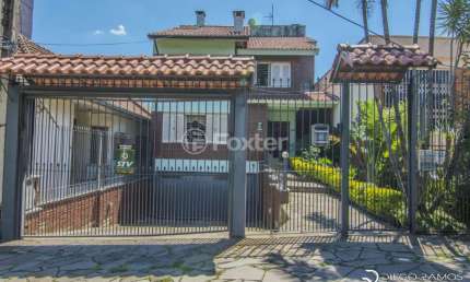 Casa com 3 quartos à venda na Rua Edmundo Bastian, 260, Cristo Redentor, Porto Alegre, 384 m2 por R$ 1.200.000